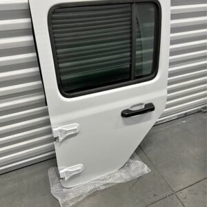 Jeep Wrangler JL / Gladiator Driver Rear Door 2018–2025 – Complete OEM Door (No Damage)
