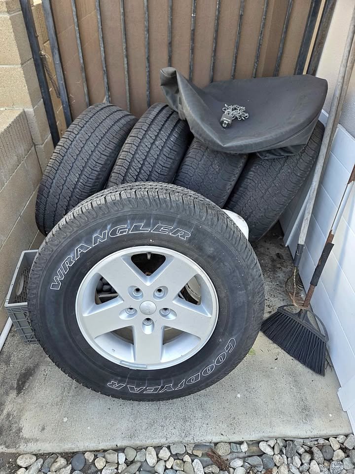 Jeep Wrangler JK Wheels & Tires – 5x5 Bolt Pattern (Complete Set of 5)