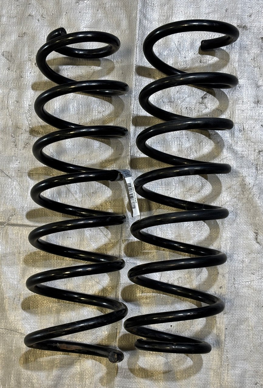 2007-2018 Jeep Wrangler JK OEM Coil Springs – Complete Set of 4 (Used) - Image 6