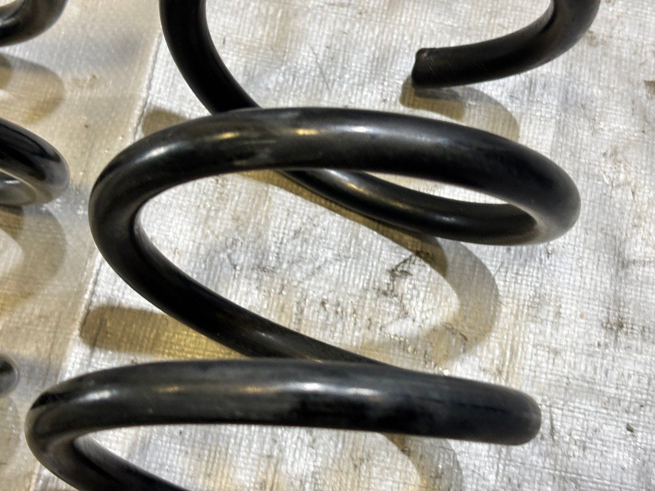 2007-2018 Jeep Wrangler JK OEM Coil Springs – Complete Set of 4 (Used) - Image 4