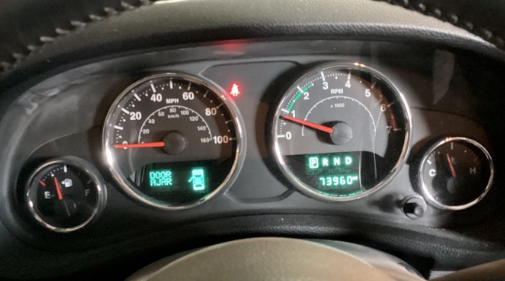 2015 Jeep Wrangler JK OEM Instrument Gauge Cluster – 56054392AE (Used) - Image 3